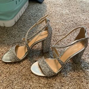 Silver sparkly prom heels!!